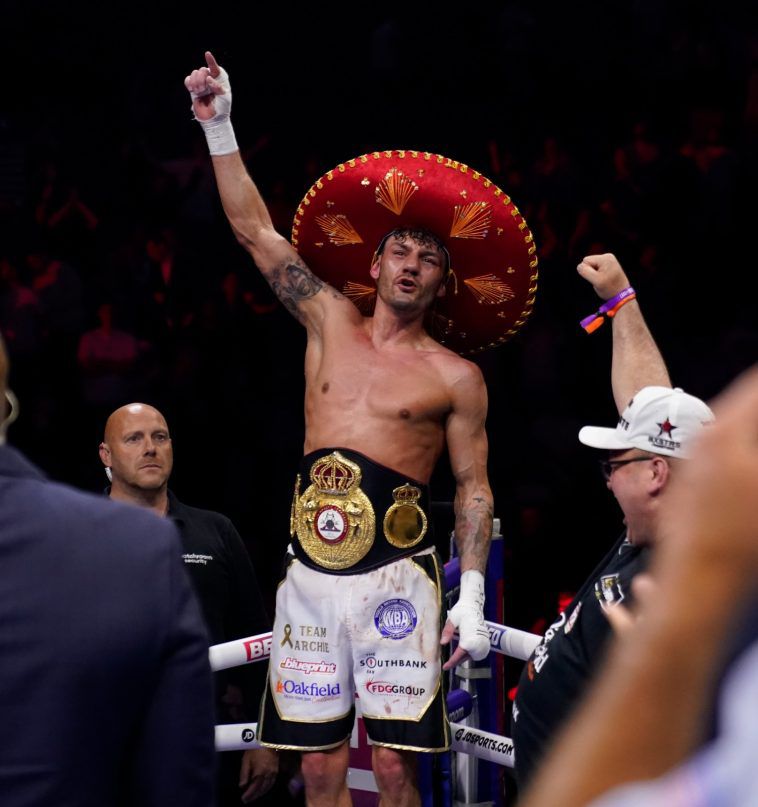 BOXING REVIEW: WORTH THE WEIGHT?