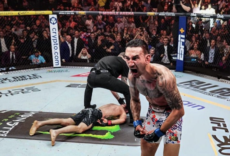 EPISODE 870: MMA REVIEW – BEST UFC MOMENT EVER?